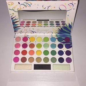 BH Cosmetics Take Me Back To Brazil Palette